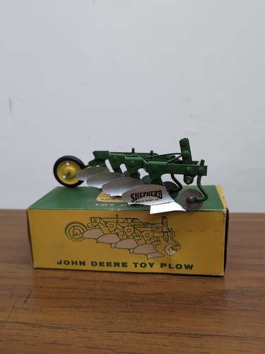Eska farm toy - eska, deere
