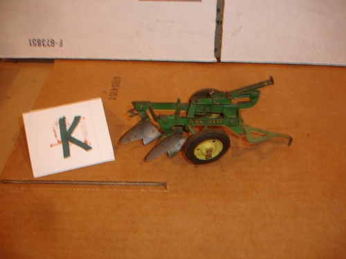 John deere bottom plow - plow,